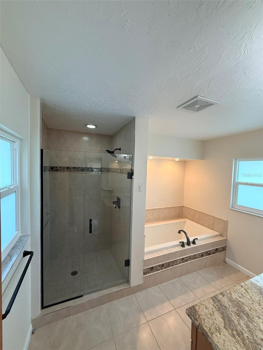 1729 LARAMIE ST — photo 54