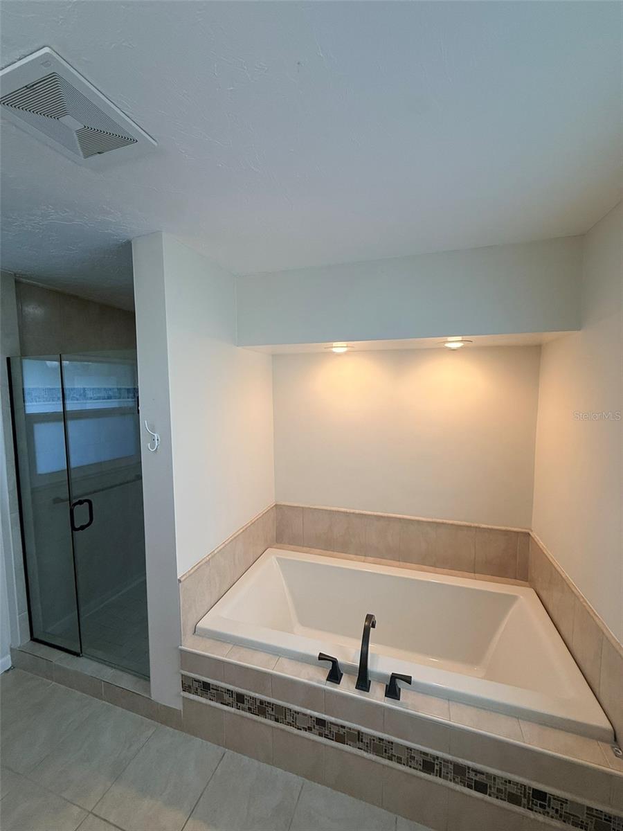 1729 LARAMIE ST — photo 59