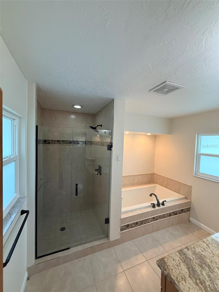 1729 LARAMIE ST — photo 53