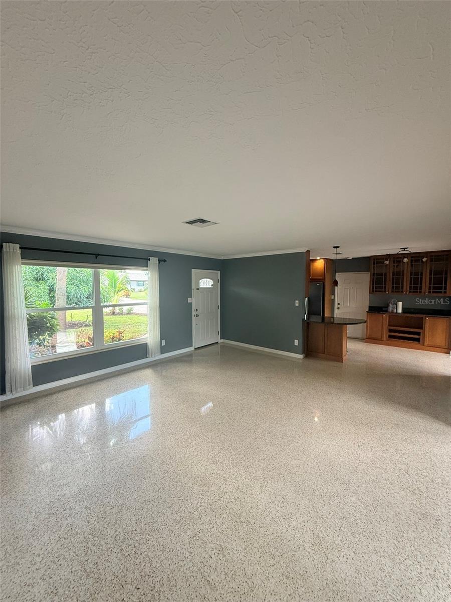1729 LARAMIE ST — photo 11