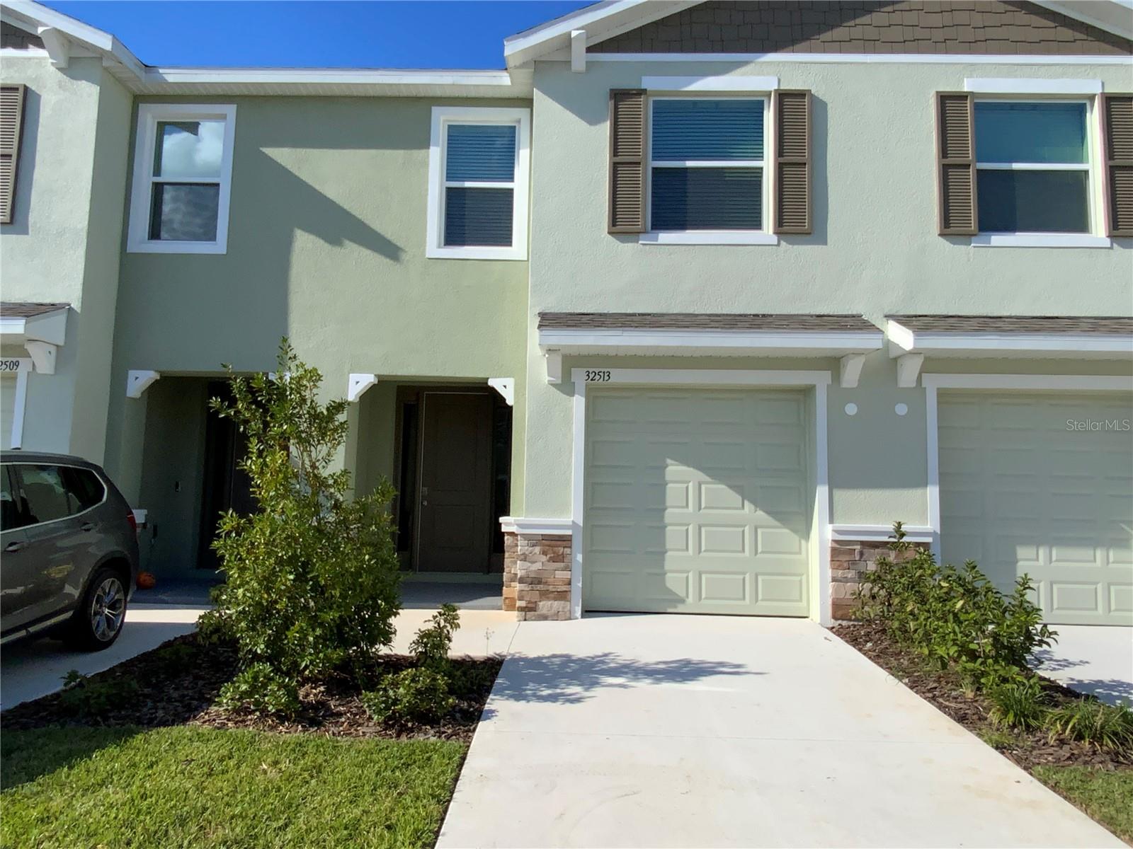 32513 MIDSUMMER NIGHT LN — photo 2