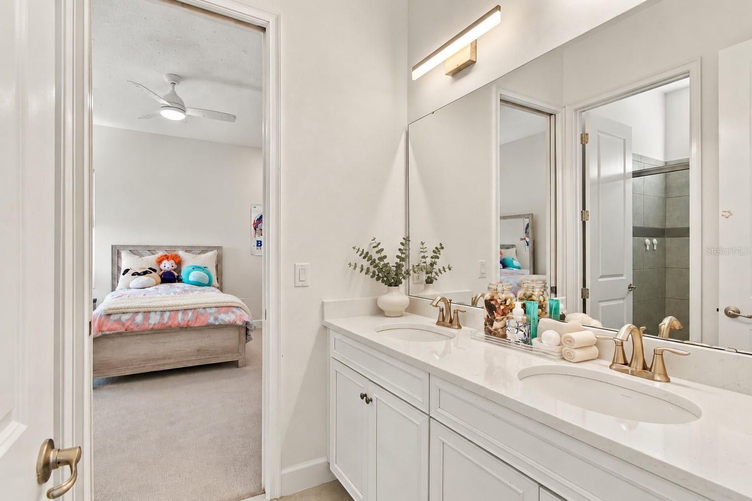 832 MANNS HARBOR DR — photo 56
