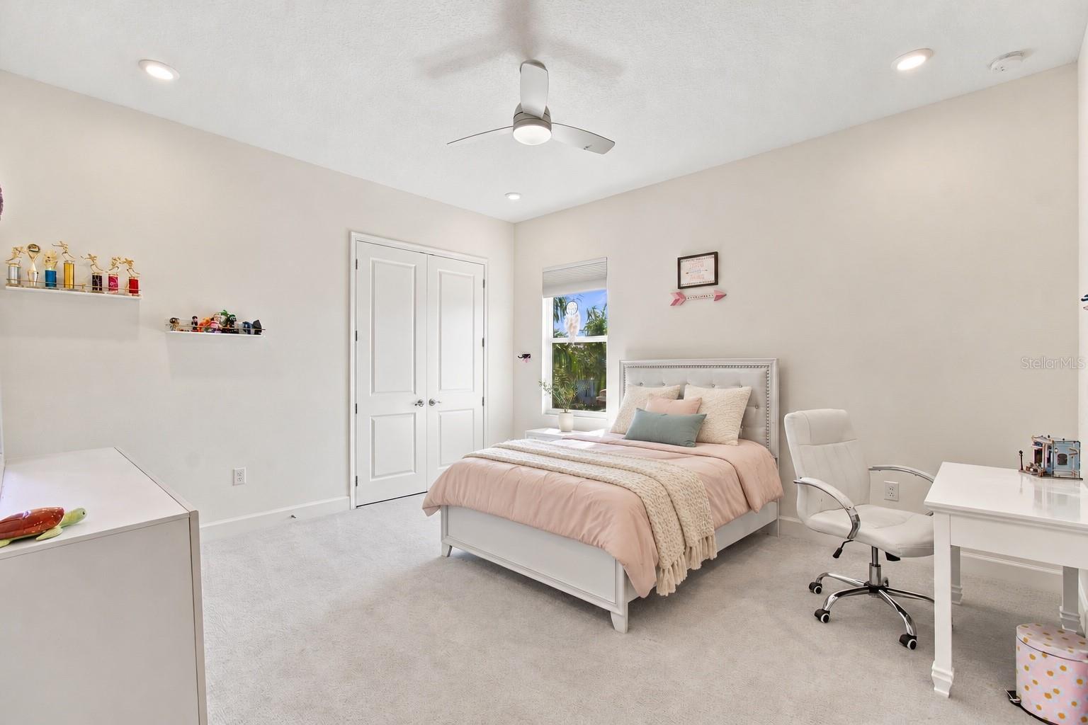 832 MANNS HARBOR DR — photo 54