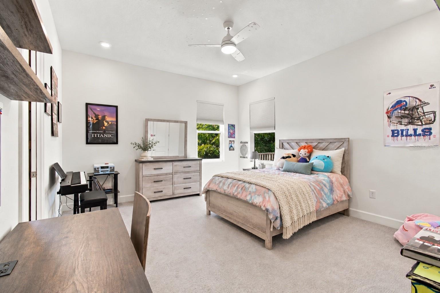 832 MANNS HARBOR DR — photo 60