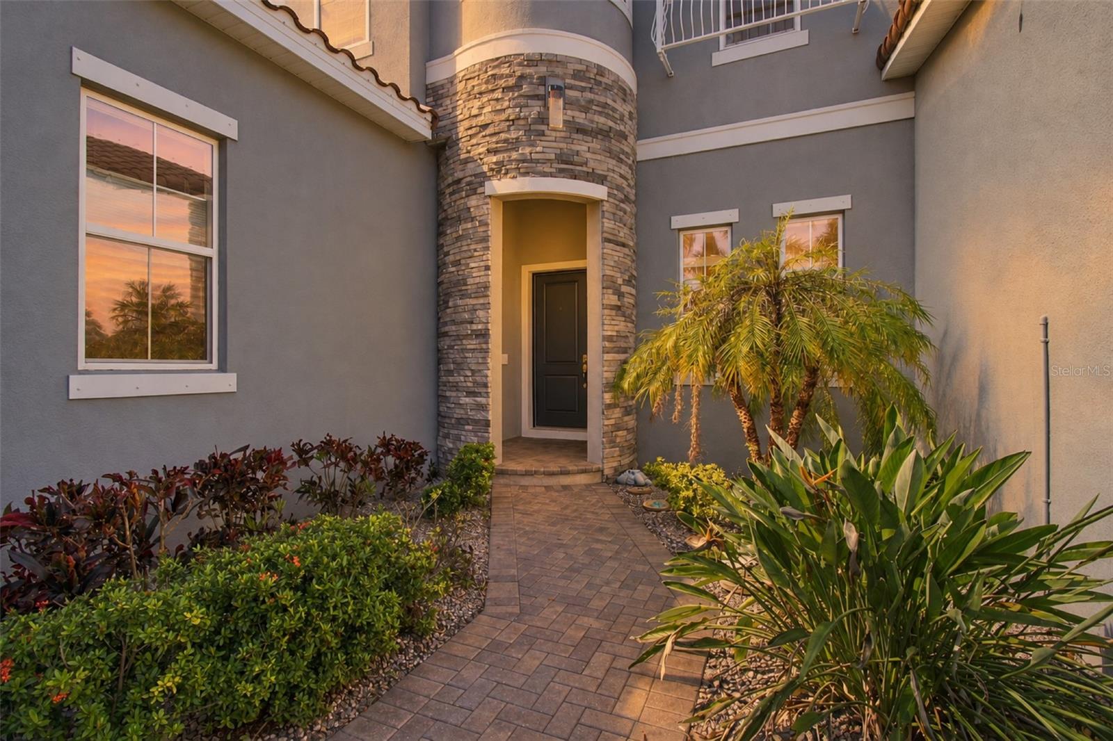 832 MANNS HARBOR DR — photo 4