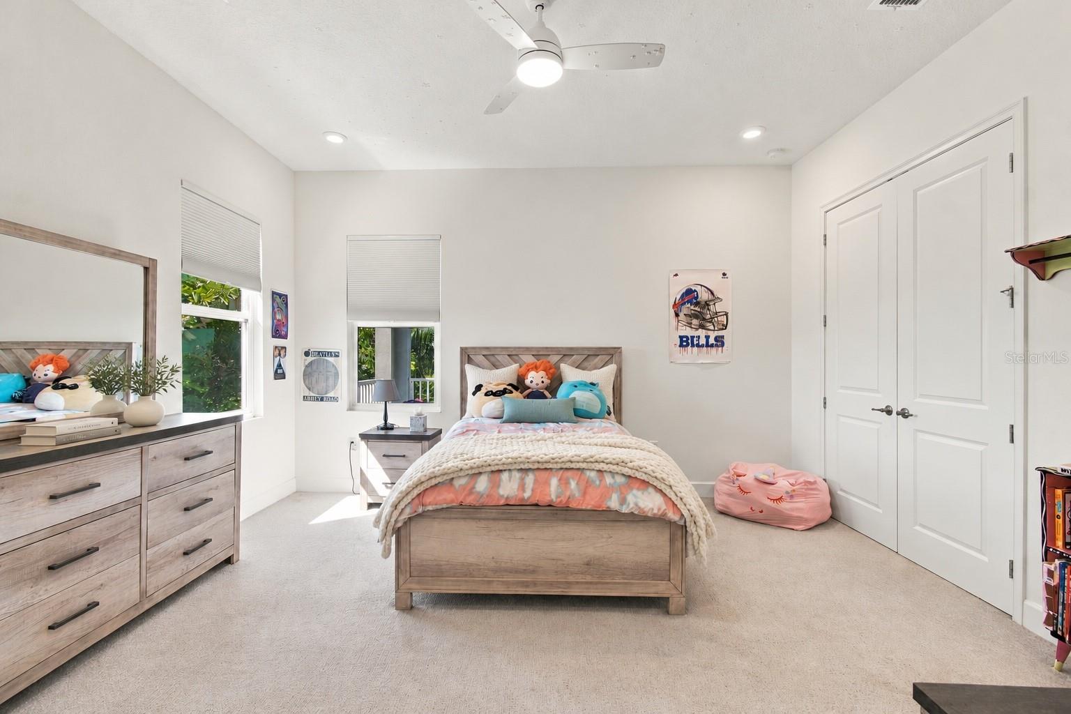 832 MANNS HARBOR DR — photo 59