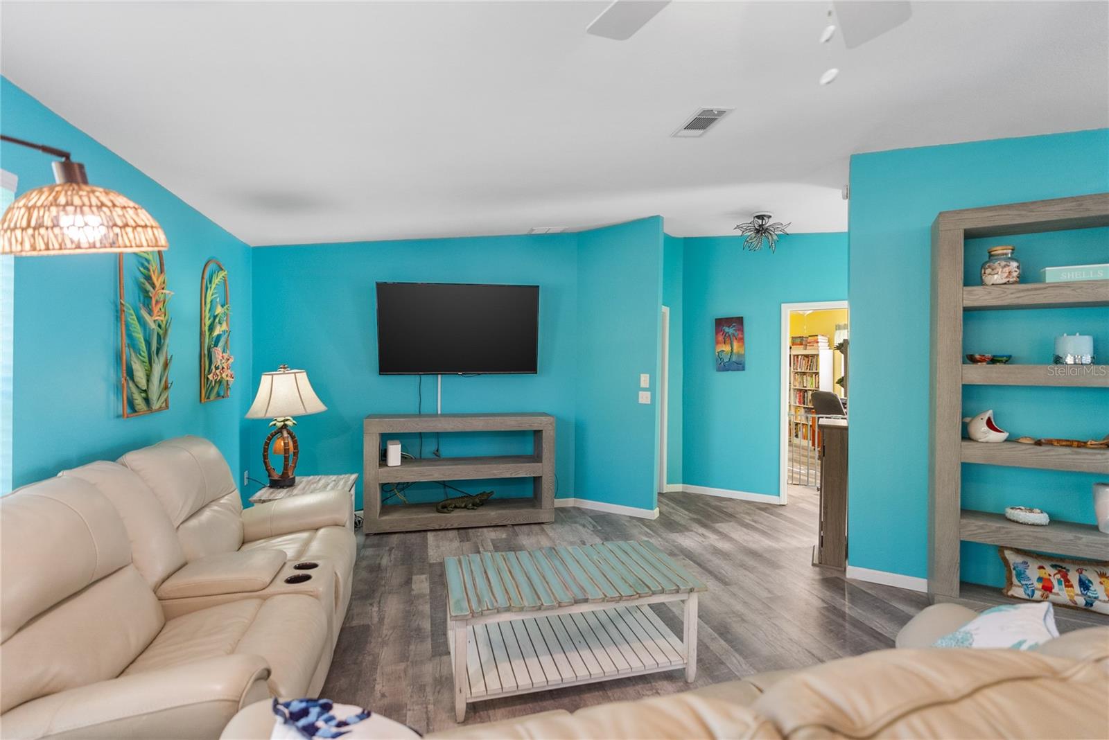 3792 VILLAGE AVE — photo 15
