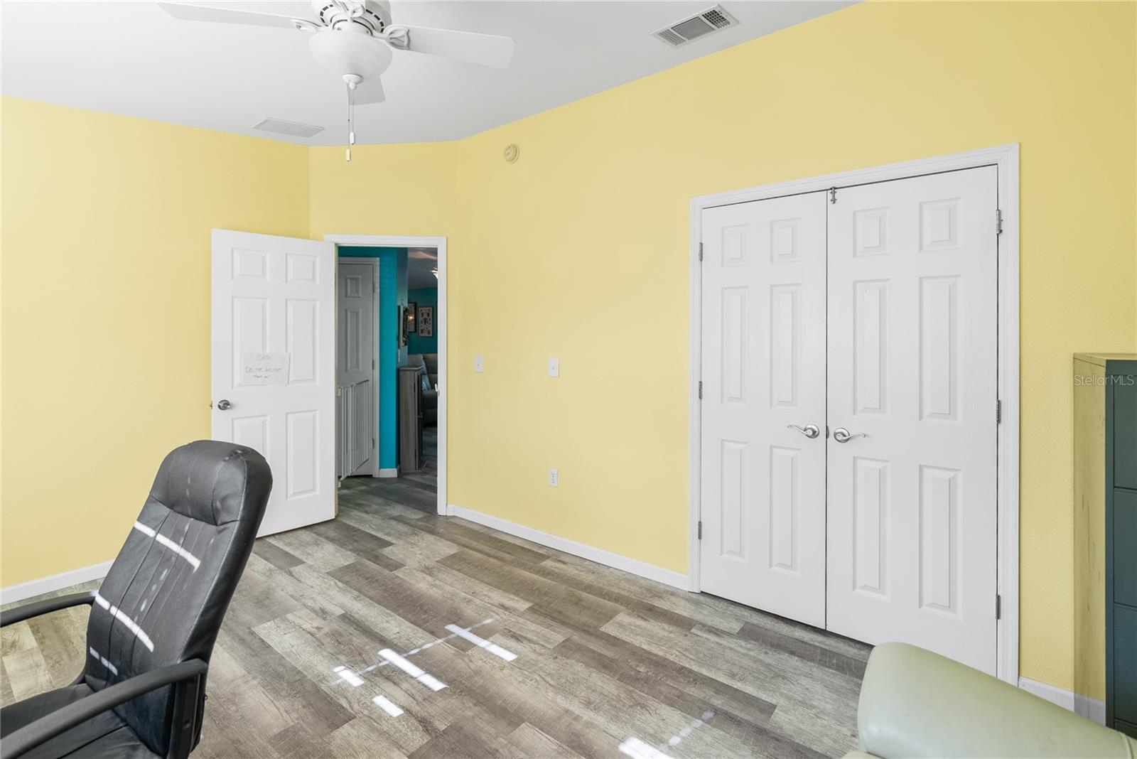 3792 VILLAGE AVE — photo 34