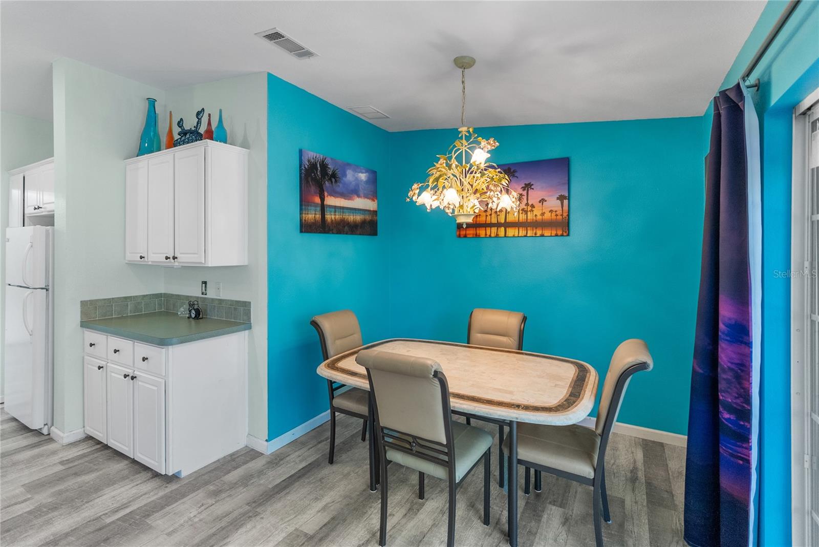3792 VILLAGE AVE — photo 8