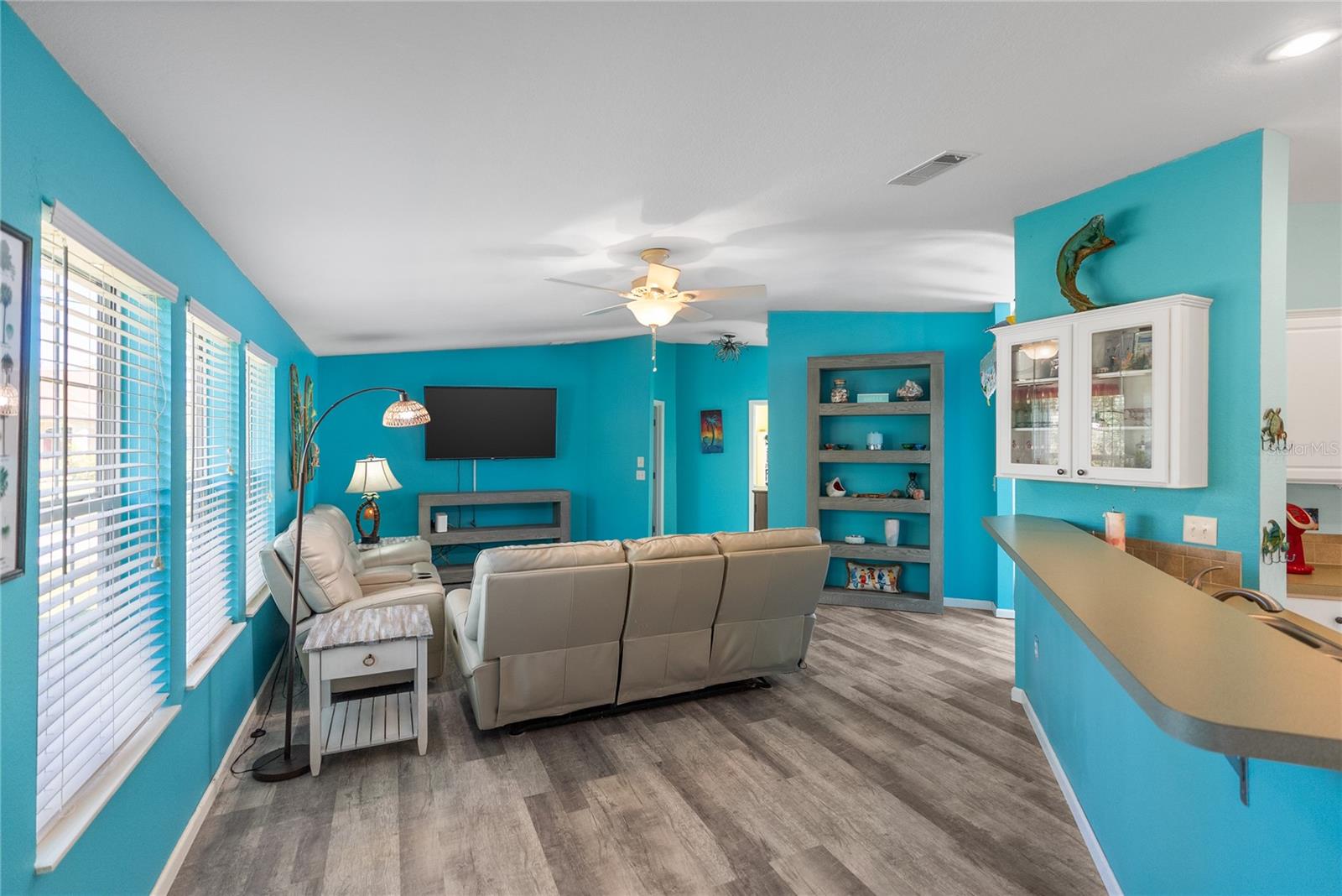 3792 VILLAGE AVE — photo 14