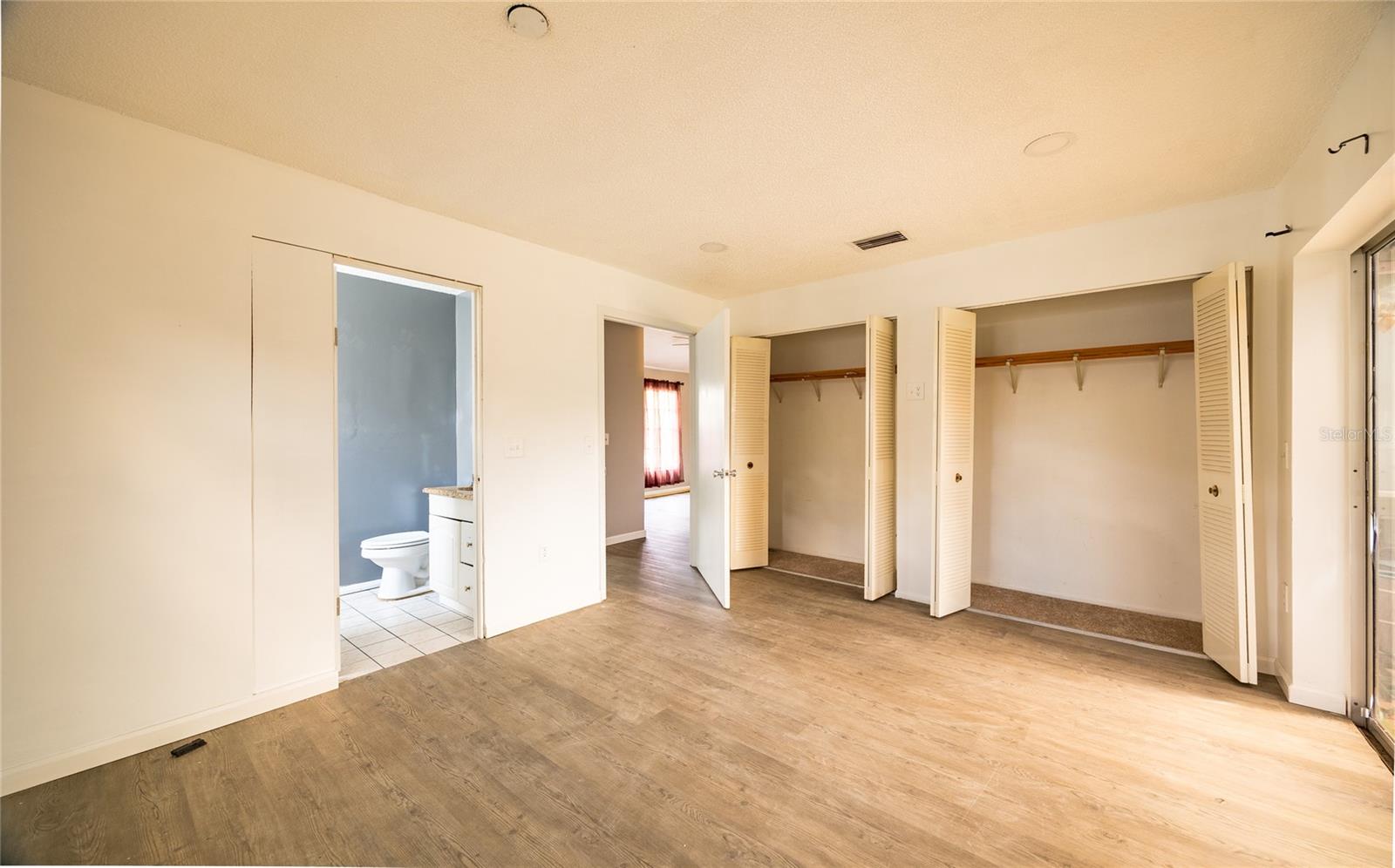 7250 FULLERTON CT — photo 8