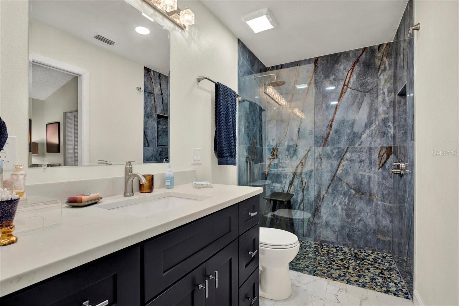 3433 HILLMOOR DR — photo 11