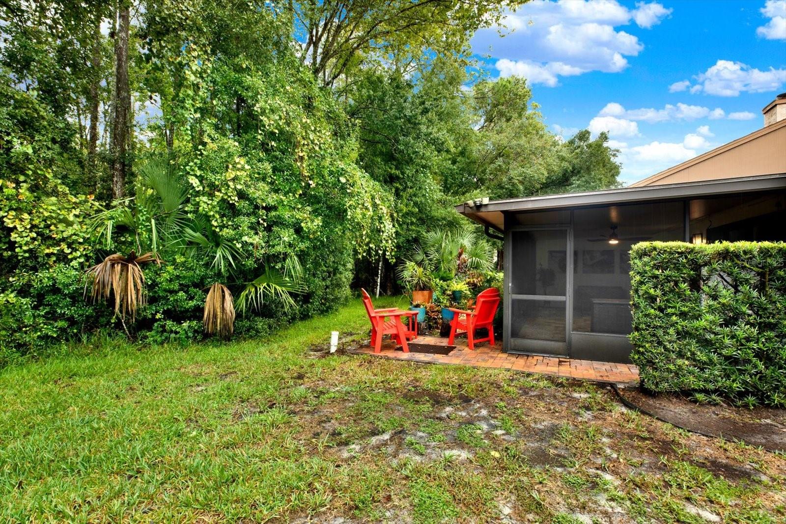 3433 HILLMOOR DR — photo 18