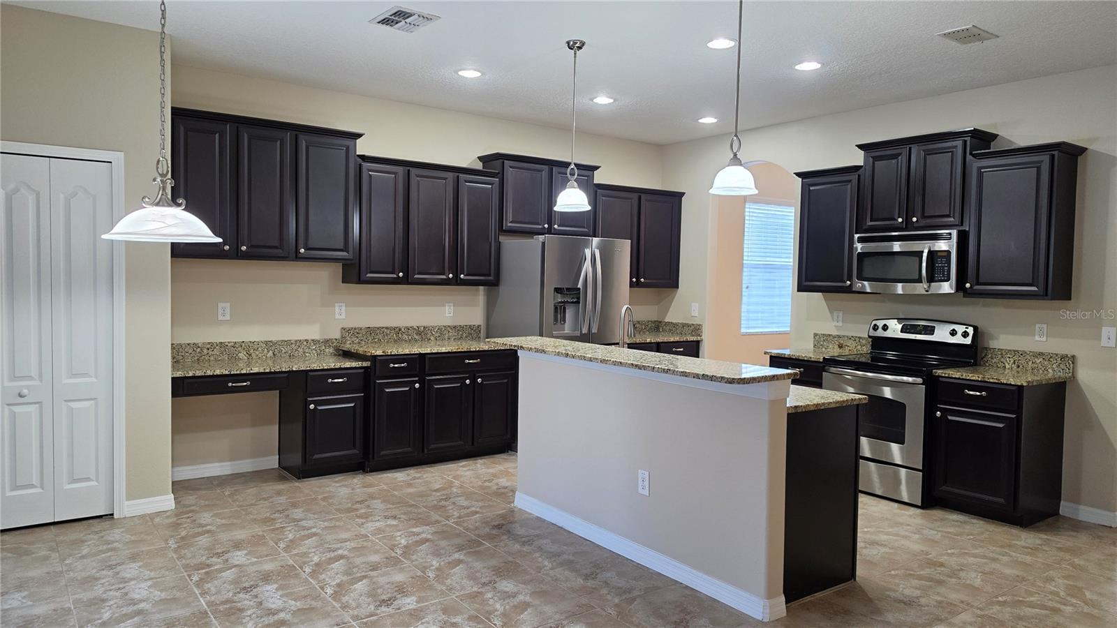 20514 CAROLINA CHERRY CT — photo 4