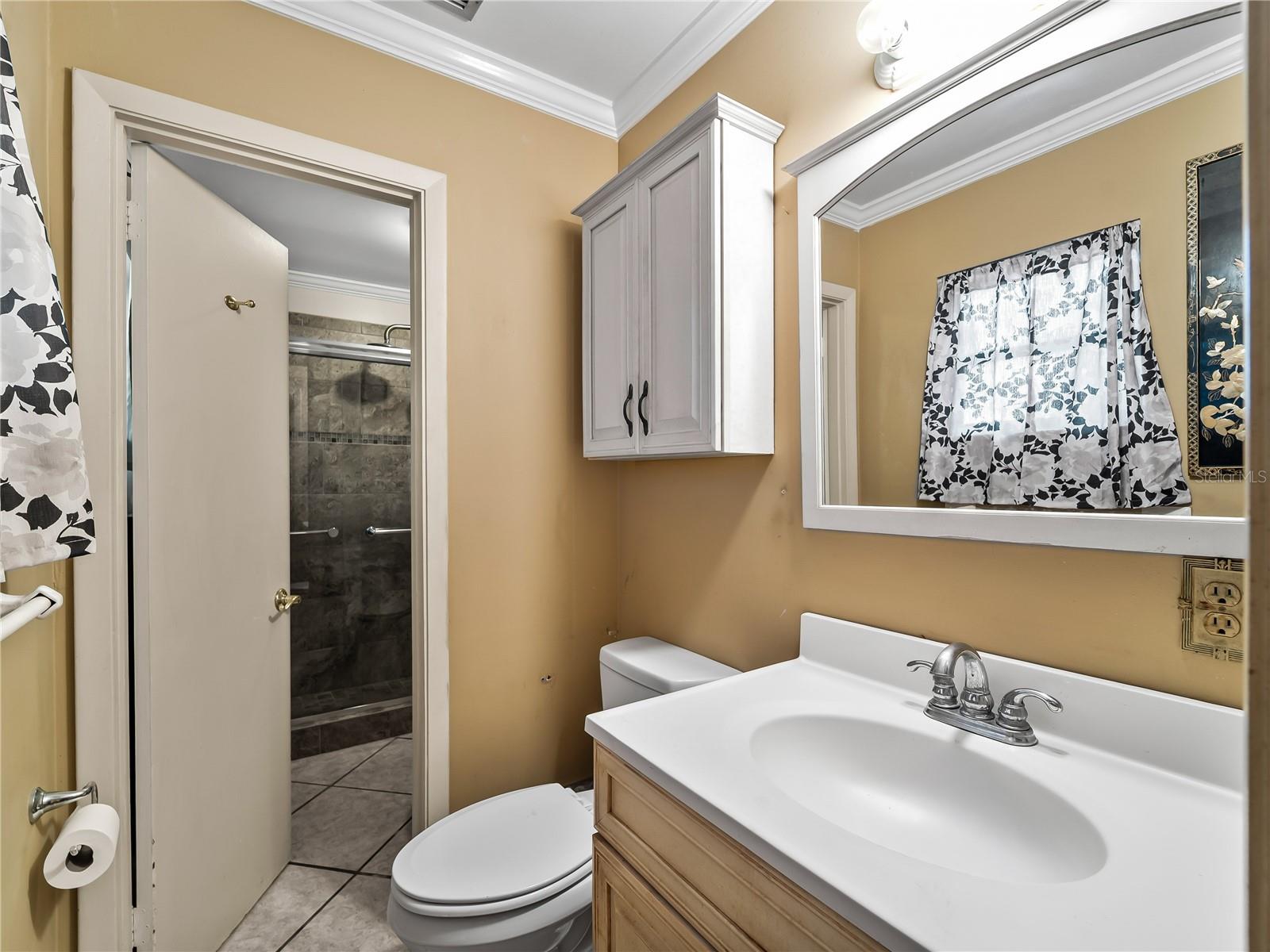 8551 PICKWICK RD — photo 27