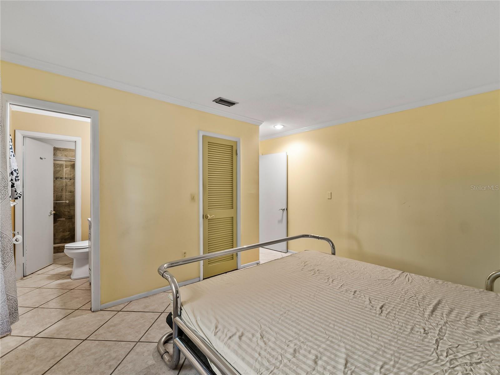 8551 PICKWICK RD — photo 26