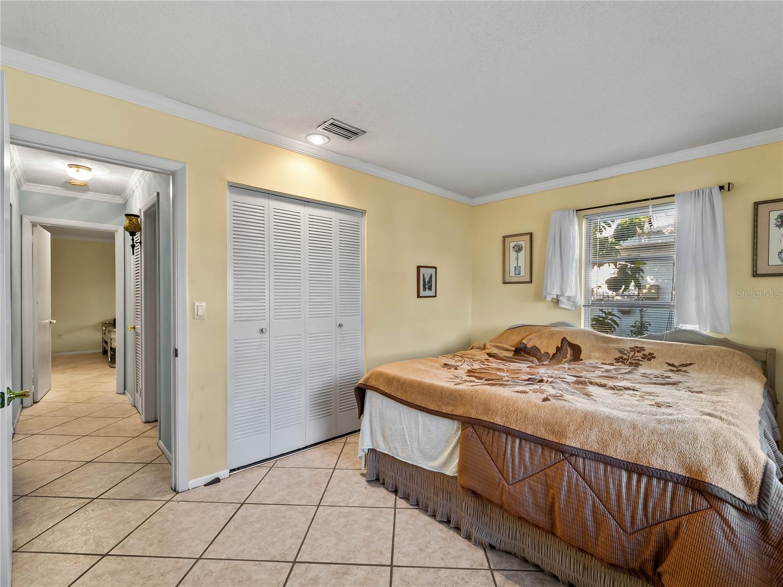 8551 PICKWICK RD — photo 32