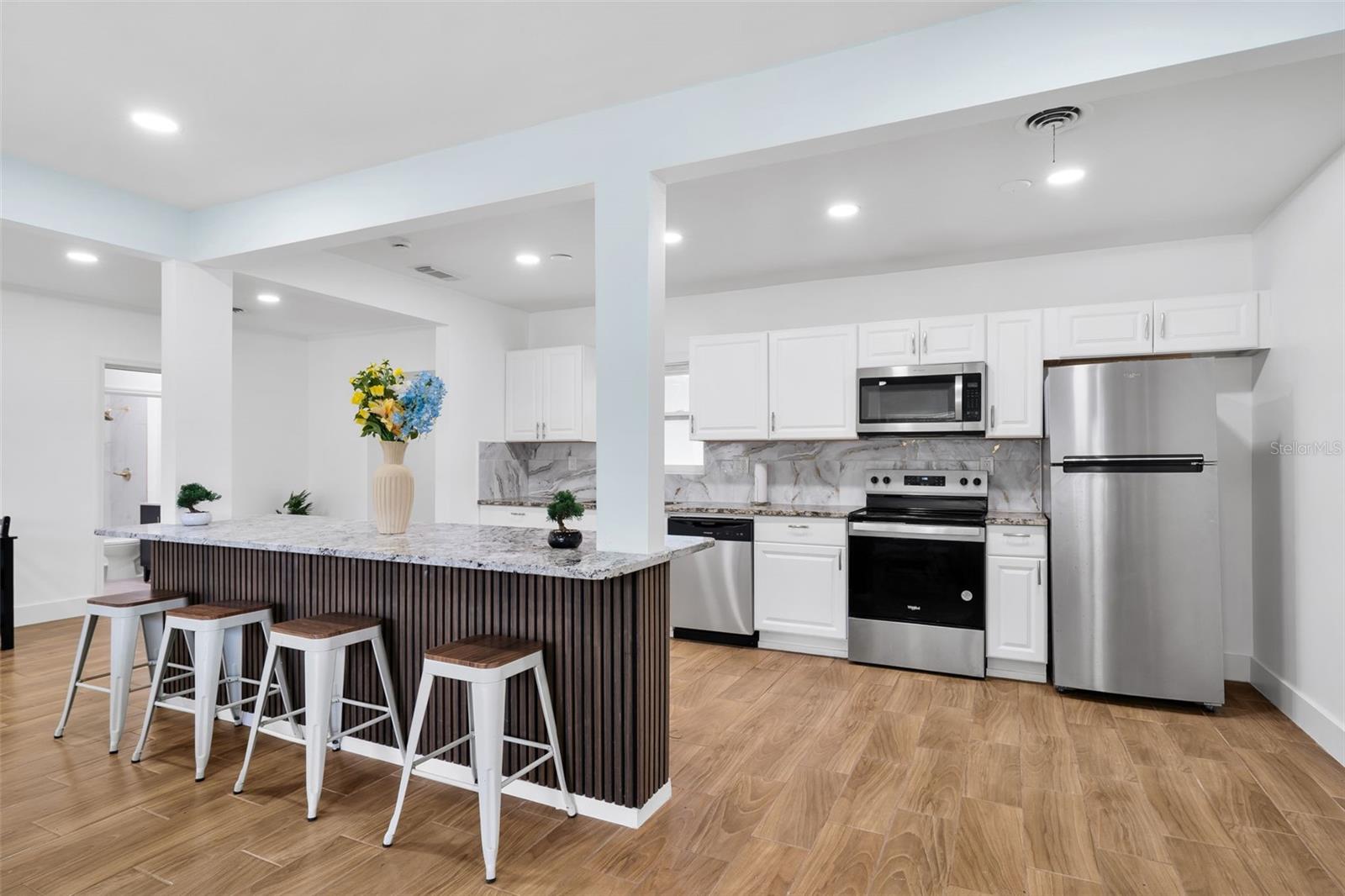 15 S MARS AVE — photo 9