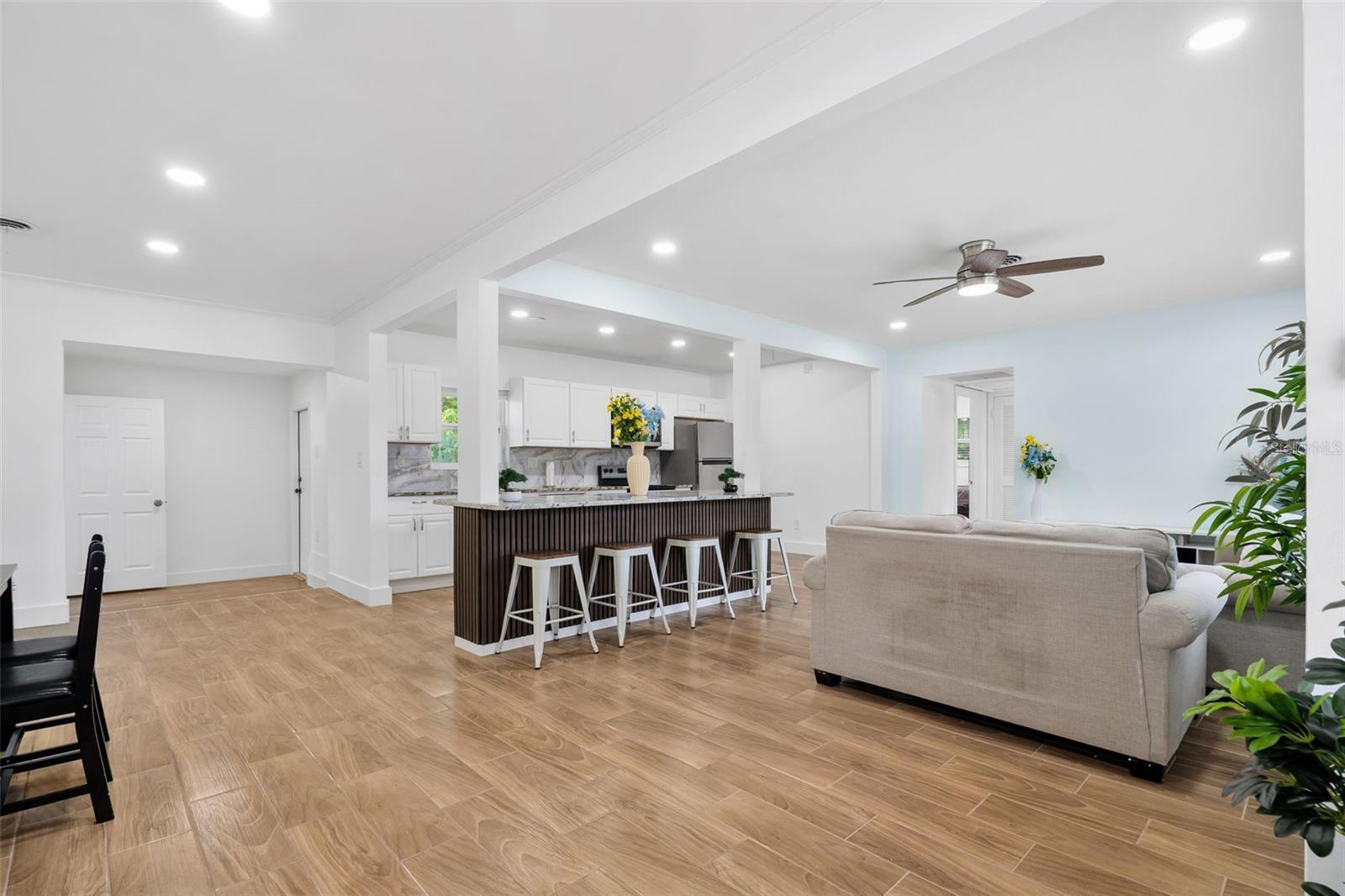 15 S MARS AVE — photo 7