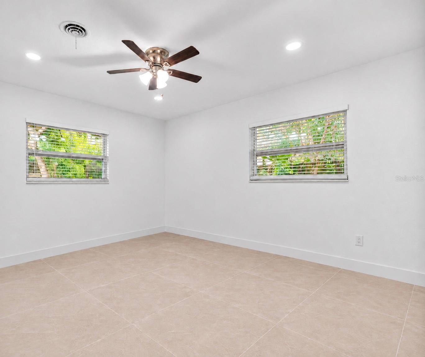 15 S MARS AVE — photo 26