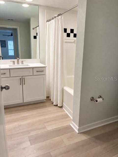 2410 W AZEELE ST #222 — photo 21