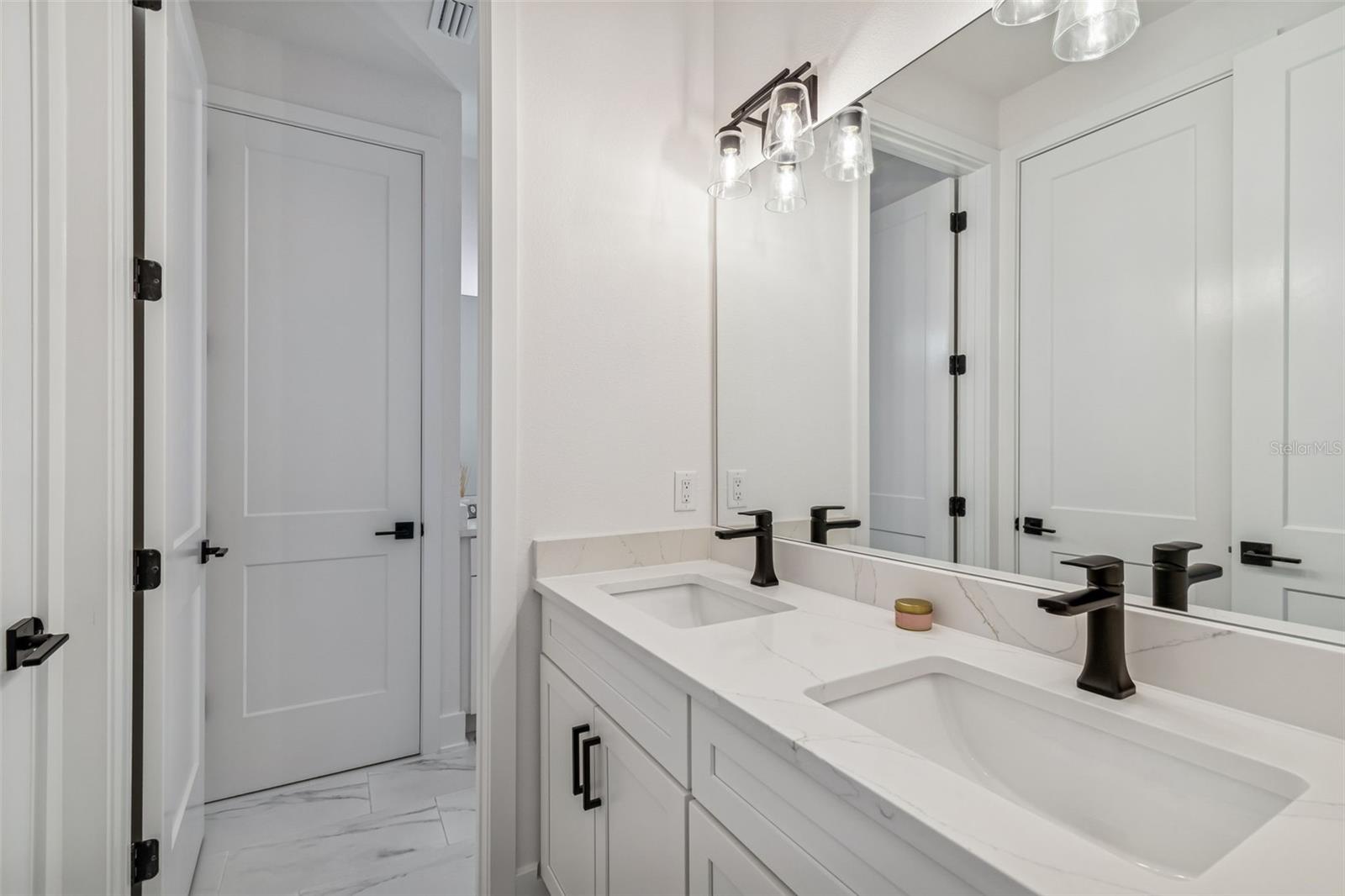 3016 W BALLAST POINT BLVD — photo 36