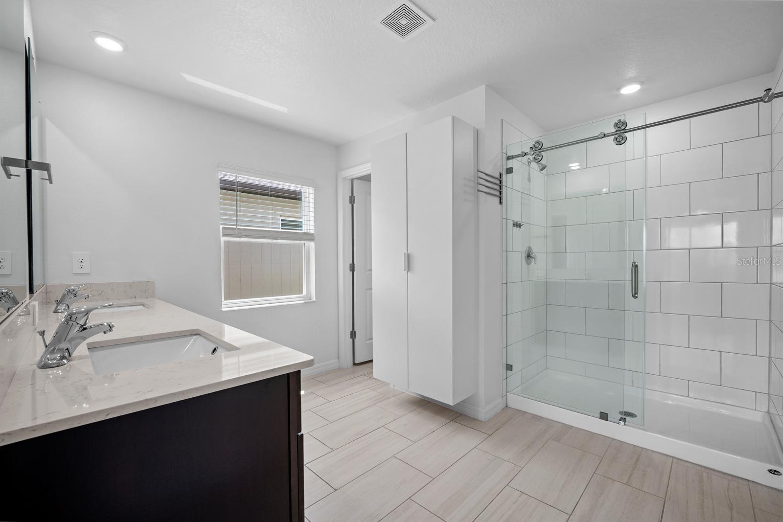 4060 CAPRI COAST DR — photo 21