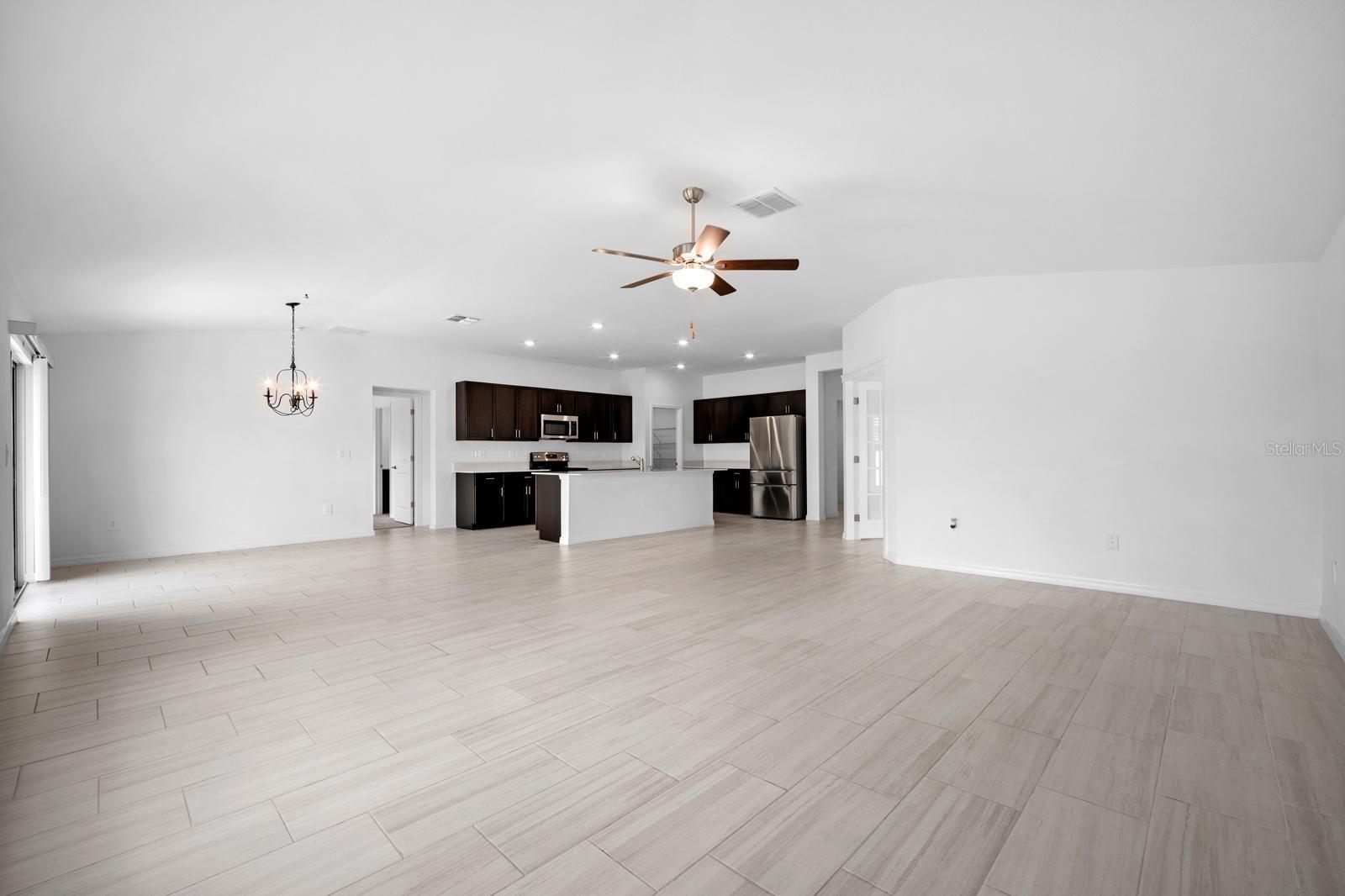 4060 CAPRI COAST DR — photo 11