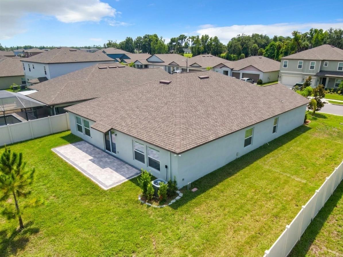 4060 CAPRI COAST DR — photo 26