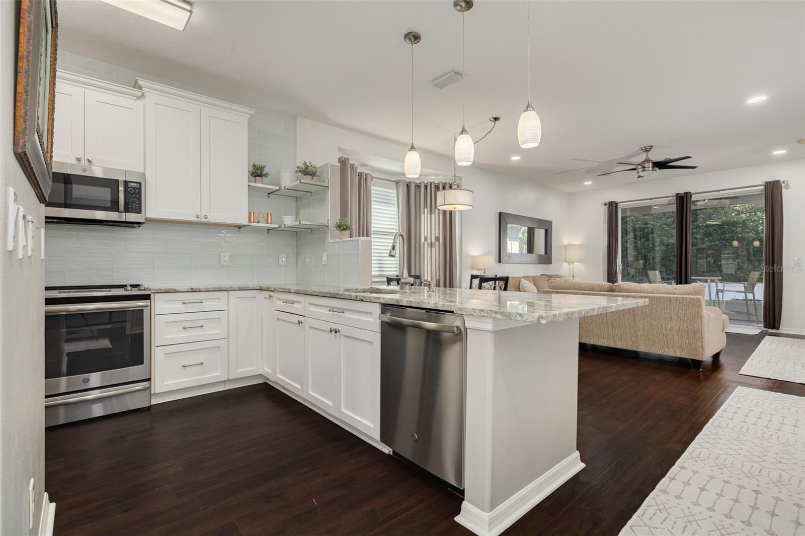 724 SANDY HILLS AVE — photo 9