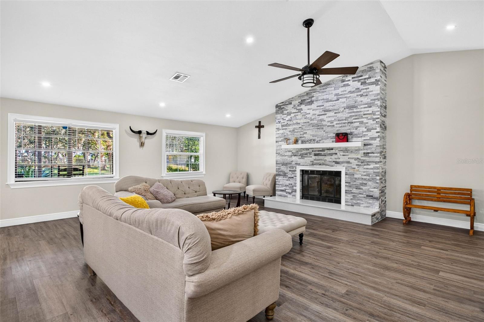 10326 OSCEOLA DR — photo 10