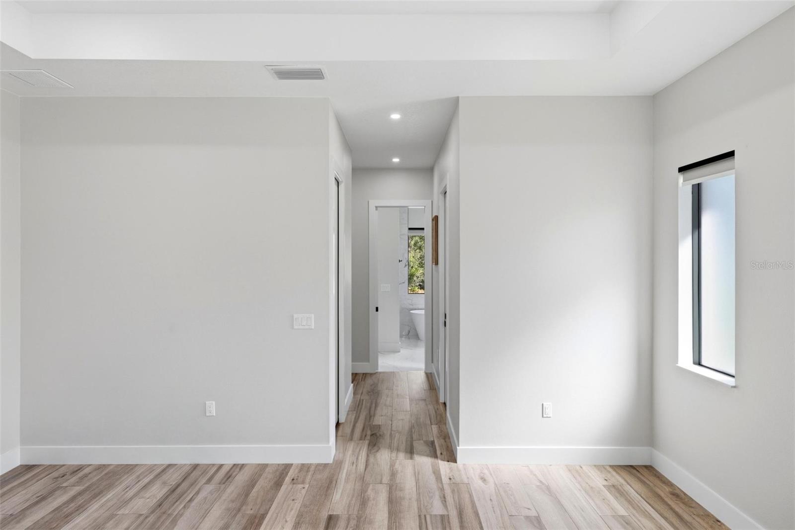 5731 GIFFEN AVE — photo 31