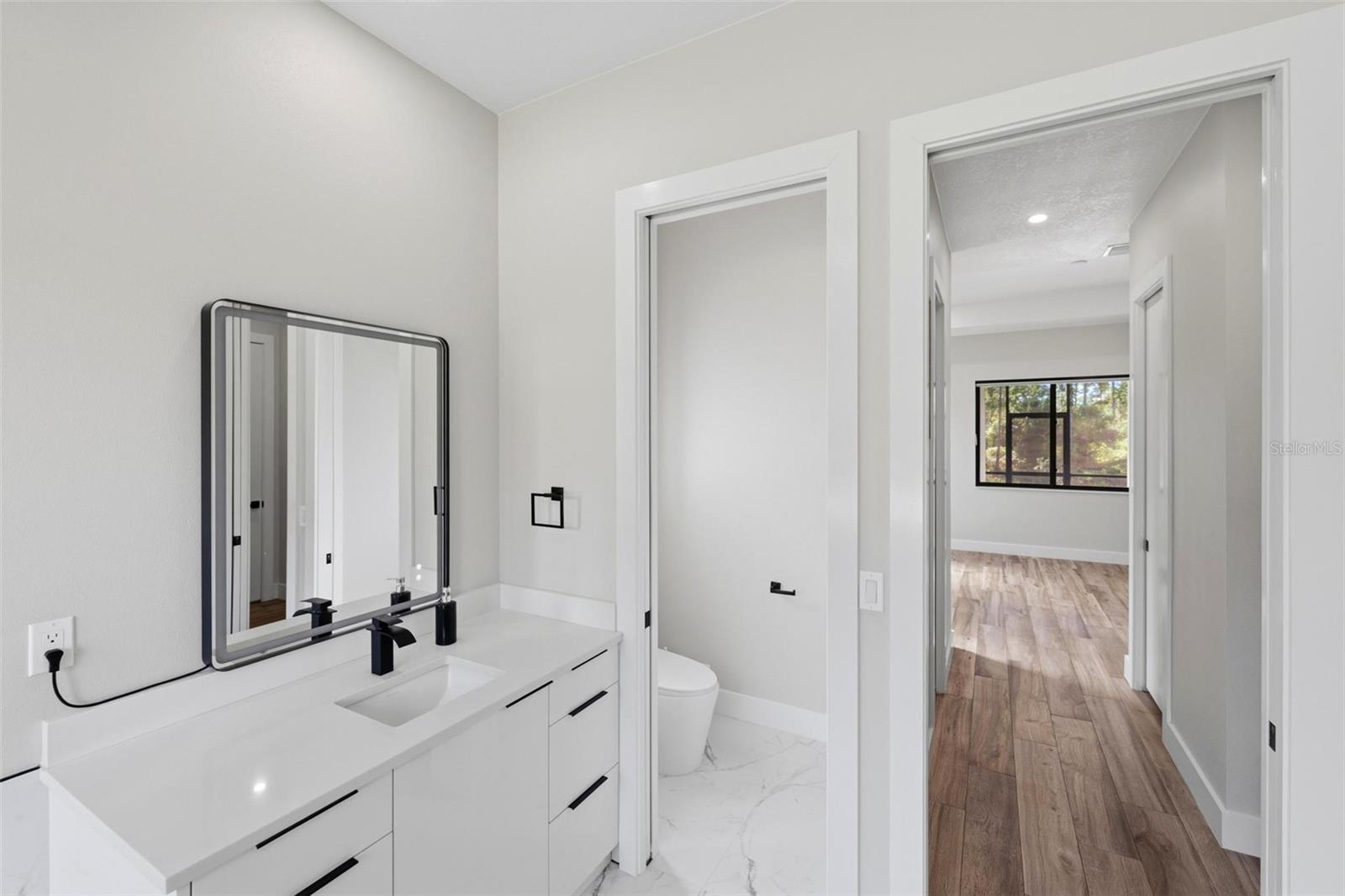 5731 GIFFEN AVE — photo 41
