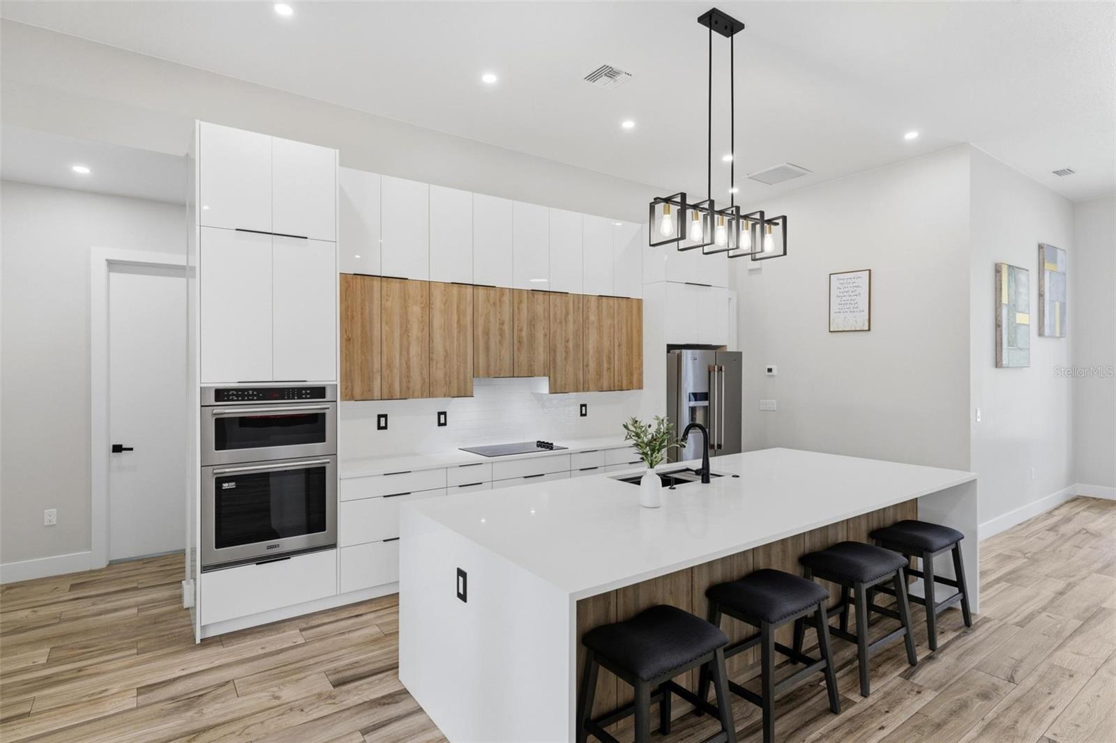 5731 GIFFEN AVE — photo 16