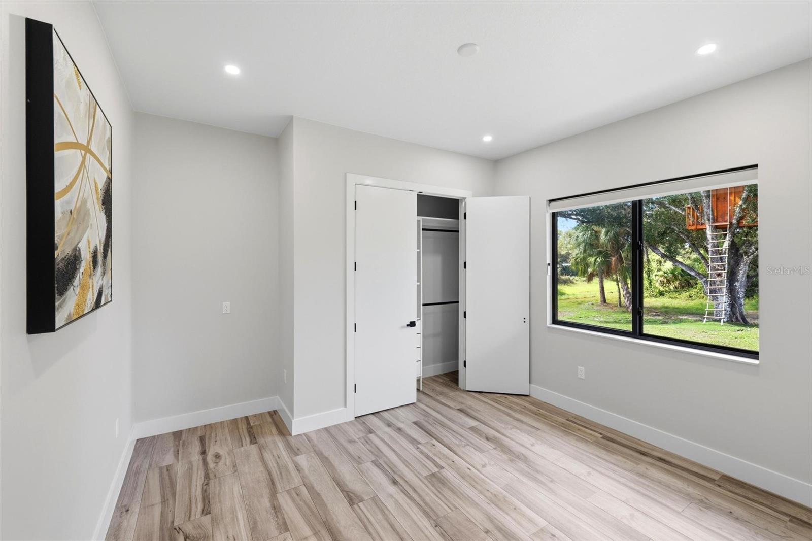 5731 GIFFEN AVE — photo 37