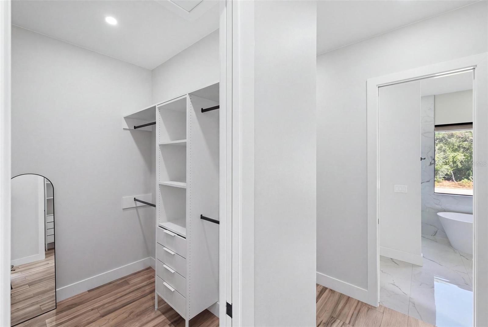 5731 GIFFEN AVE — photo 35