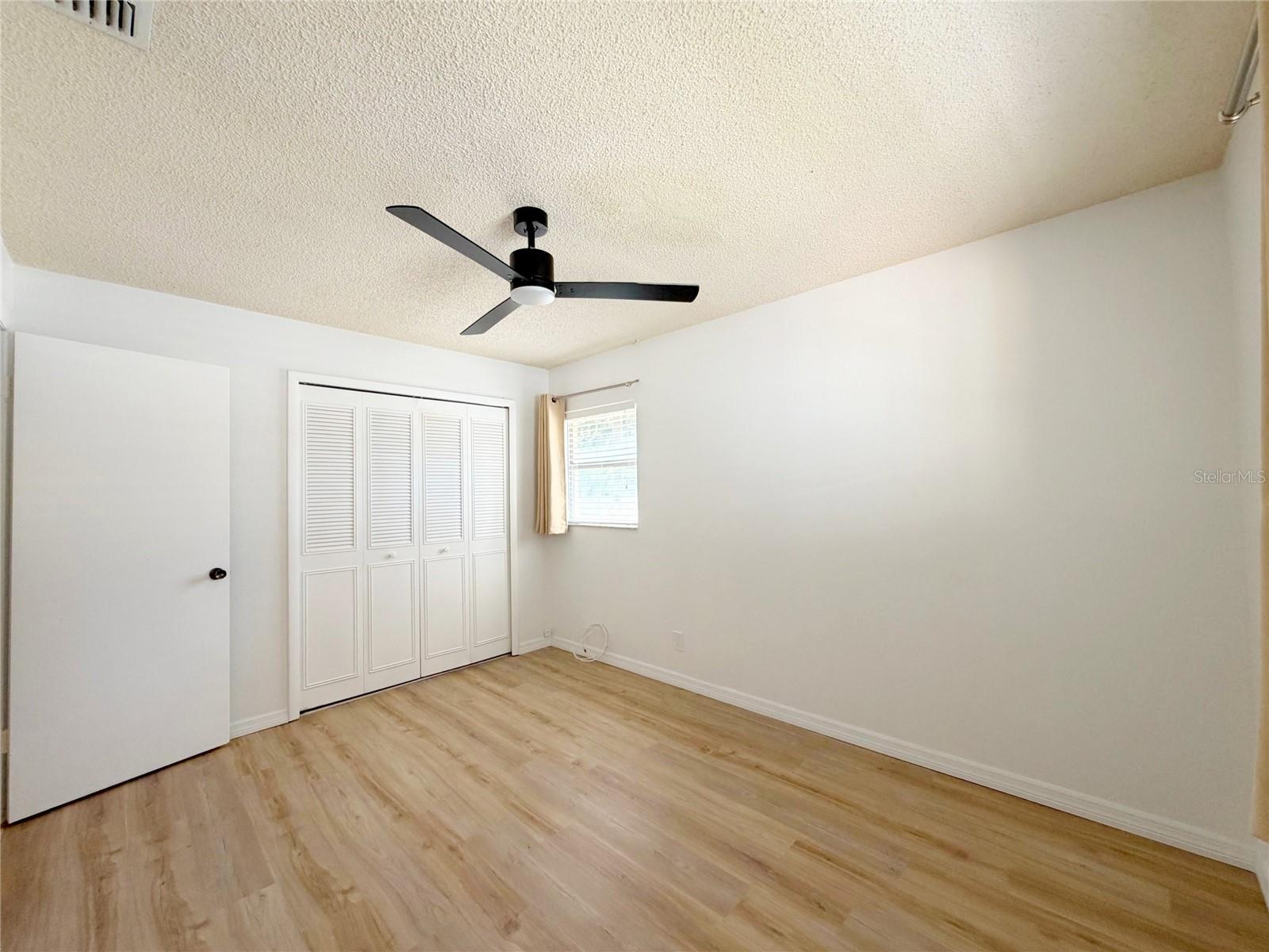 615 2ND AVE NE #B — photo 13