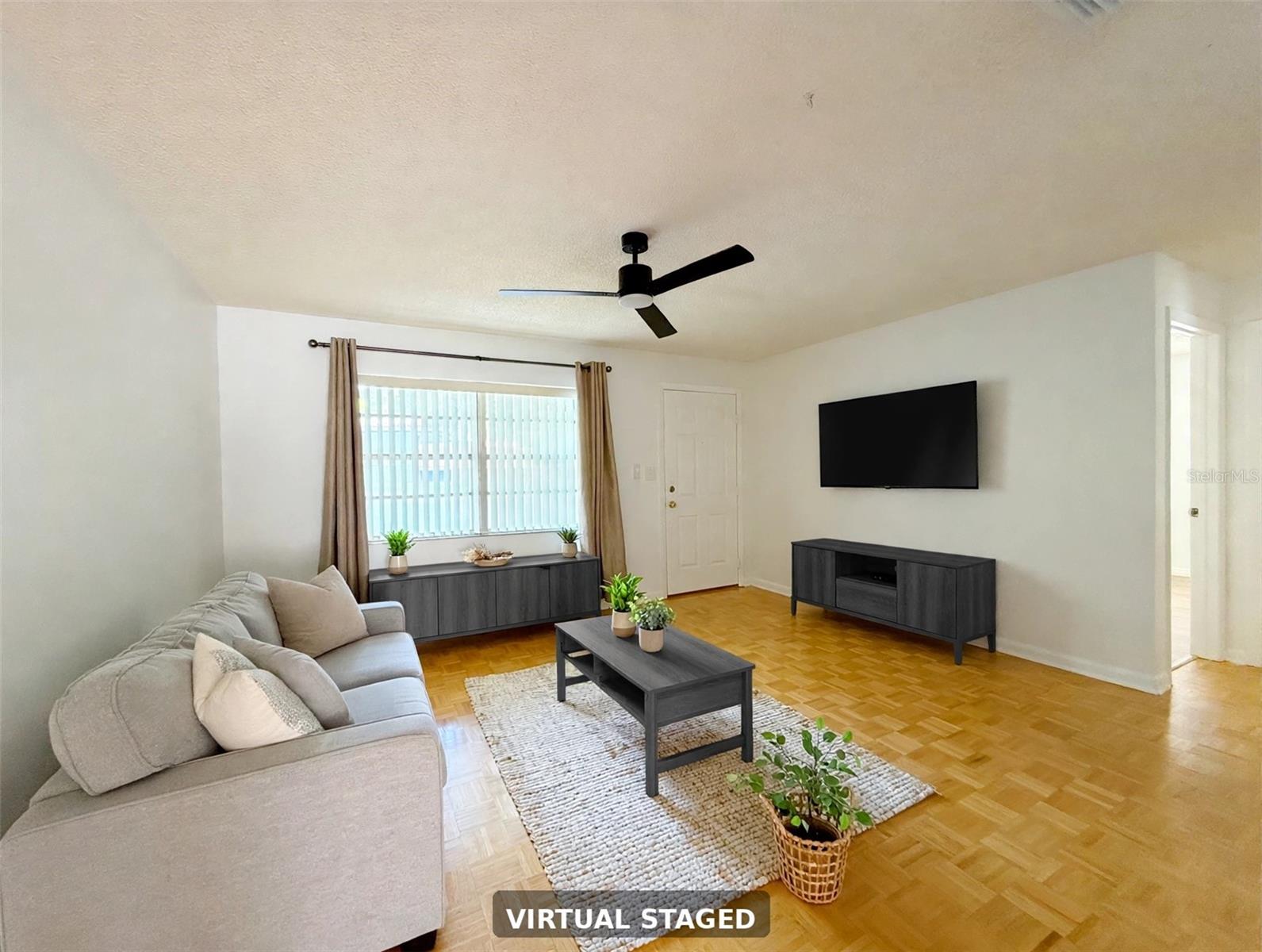 615 2ND AVE NE #B — photo 4