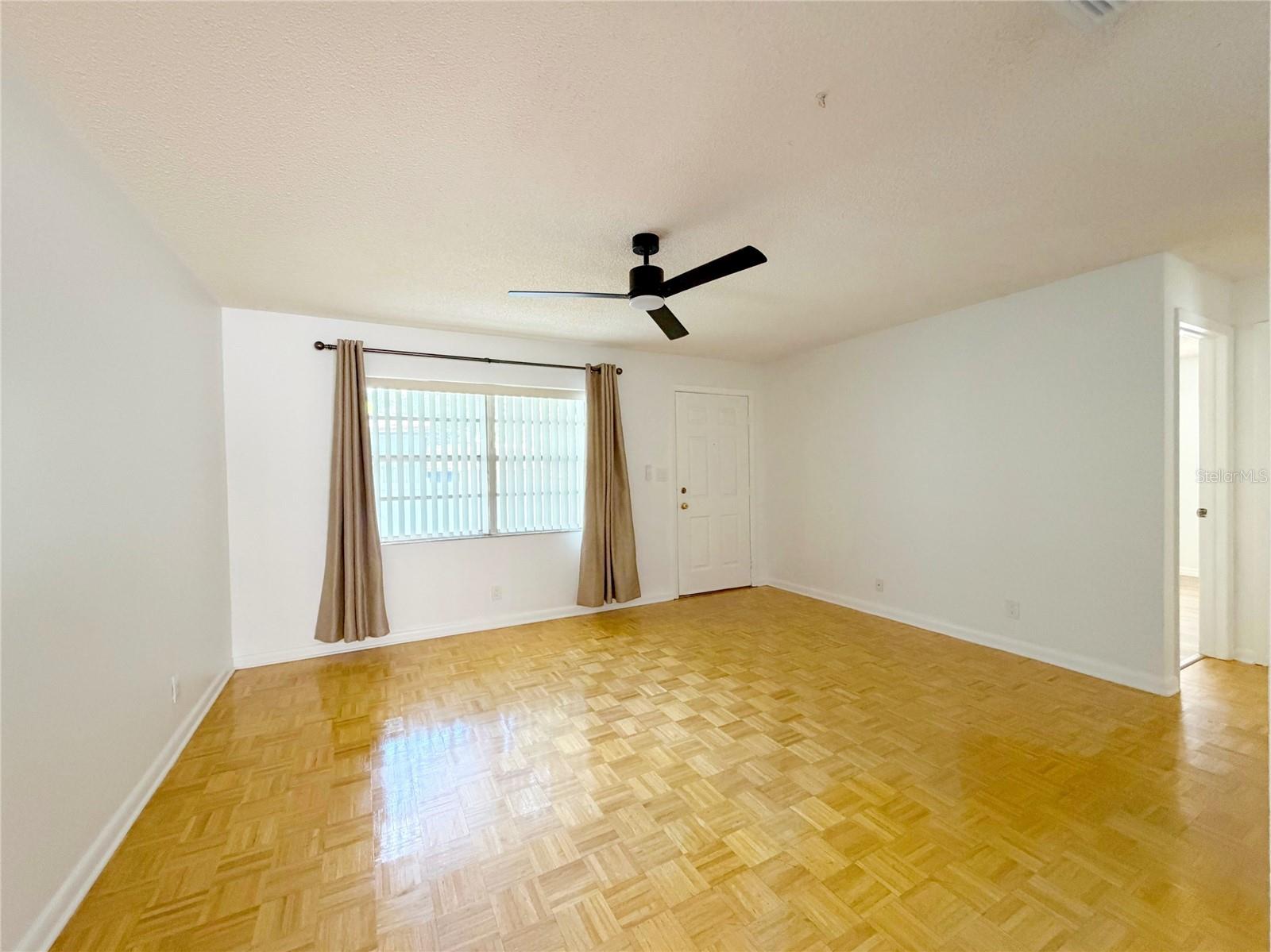 615 2ND AVE NE #B — photo 11