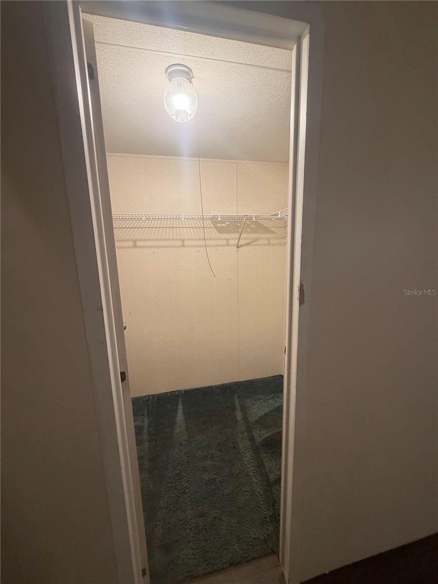 4909 MERRIN RD — photo 15