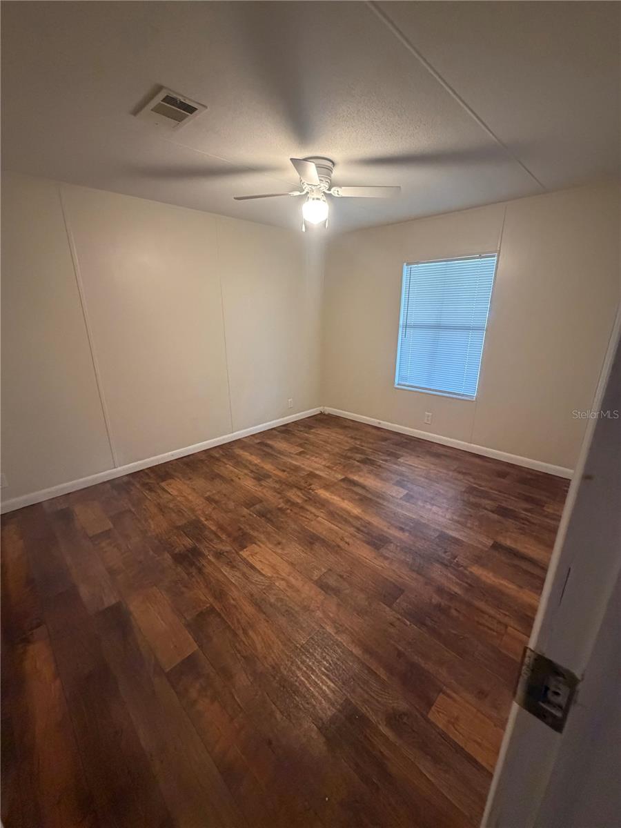 4909 MERRIN RD — photo 18