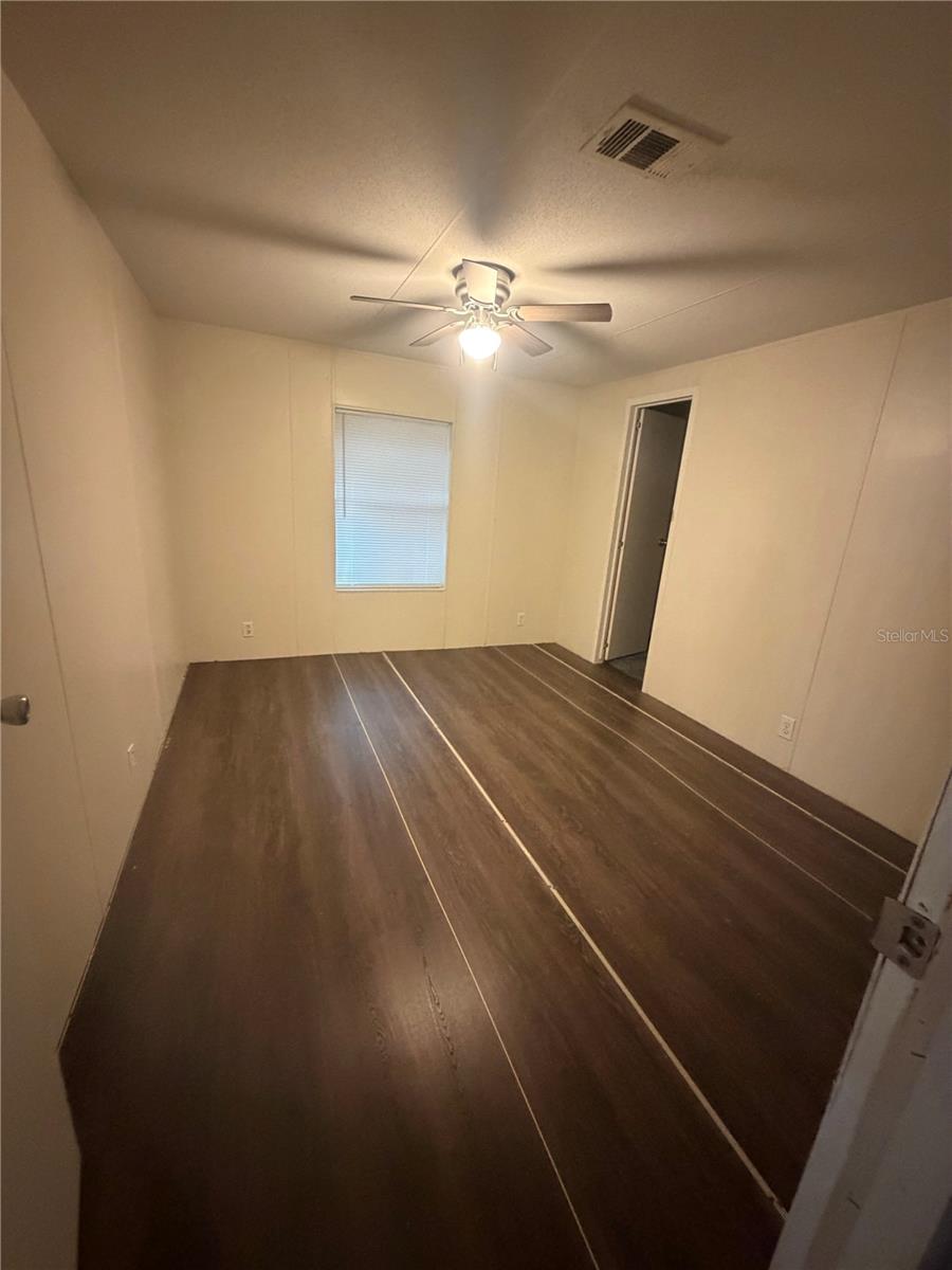 4909 MERRIN RD — photo 14