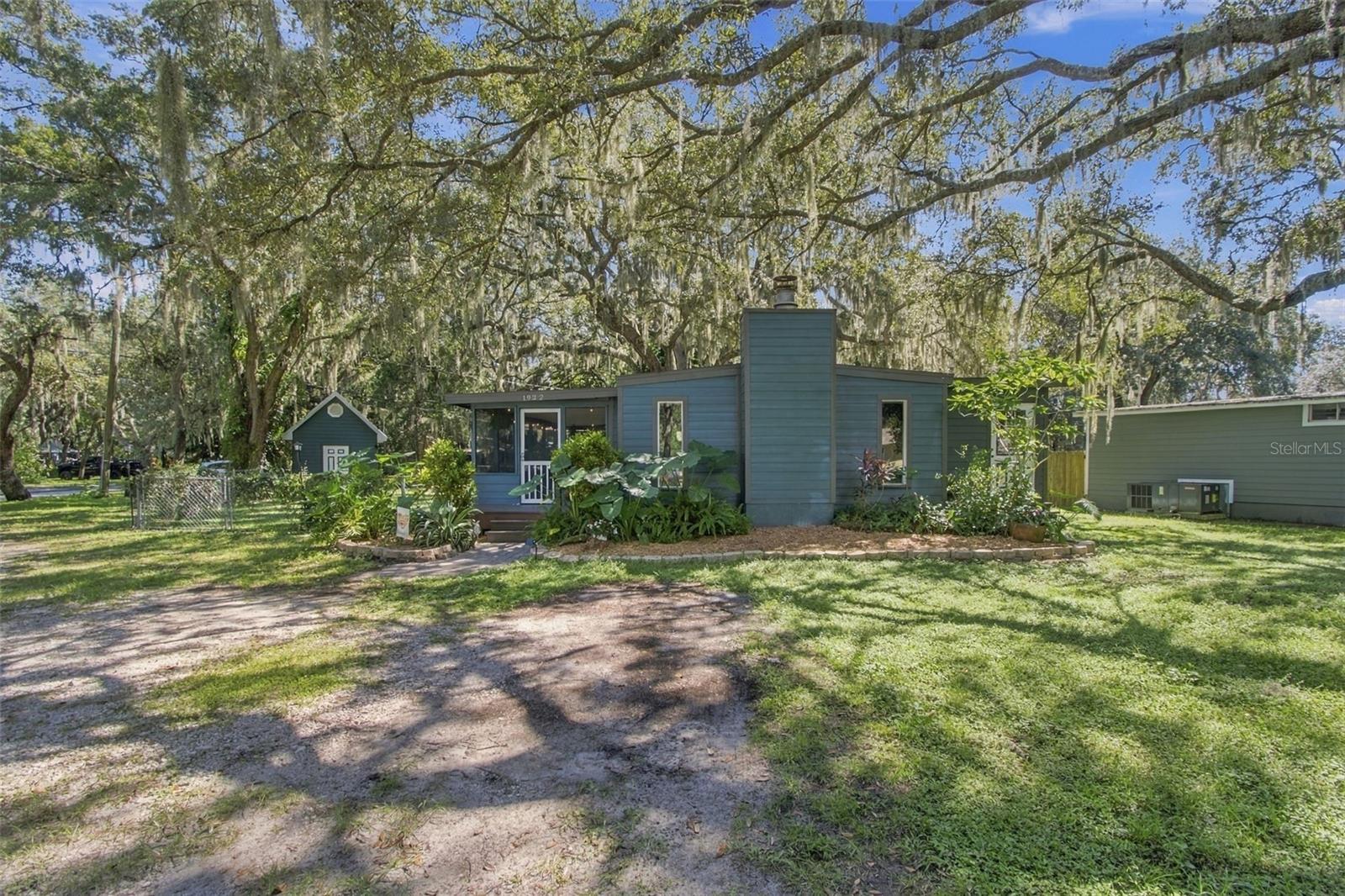 1922 BEACHWAY LN — photo 34