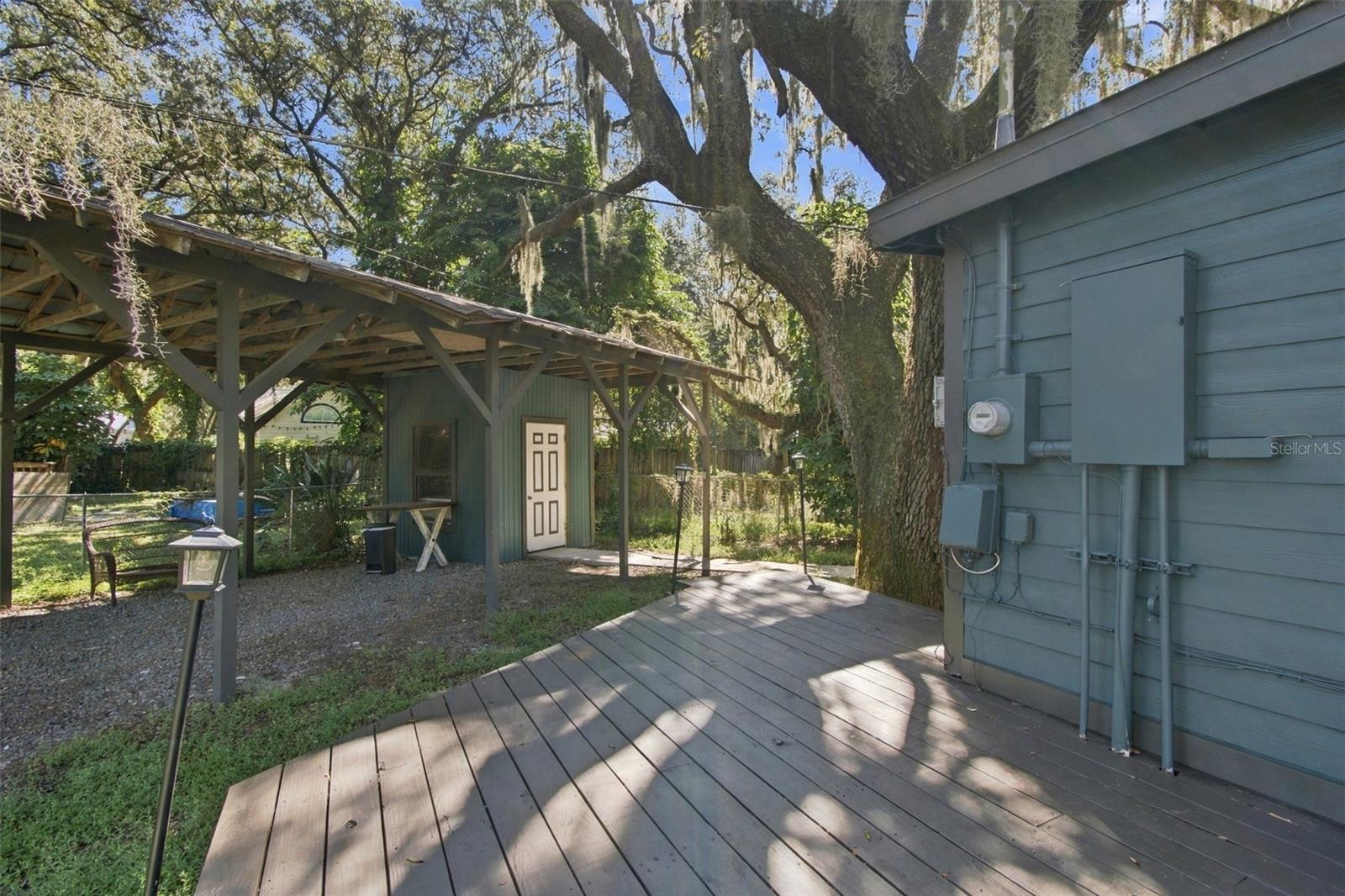 1922 BEACHWAY LN — photo 36