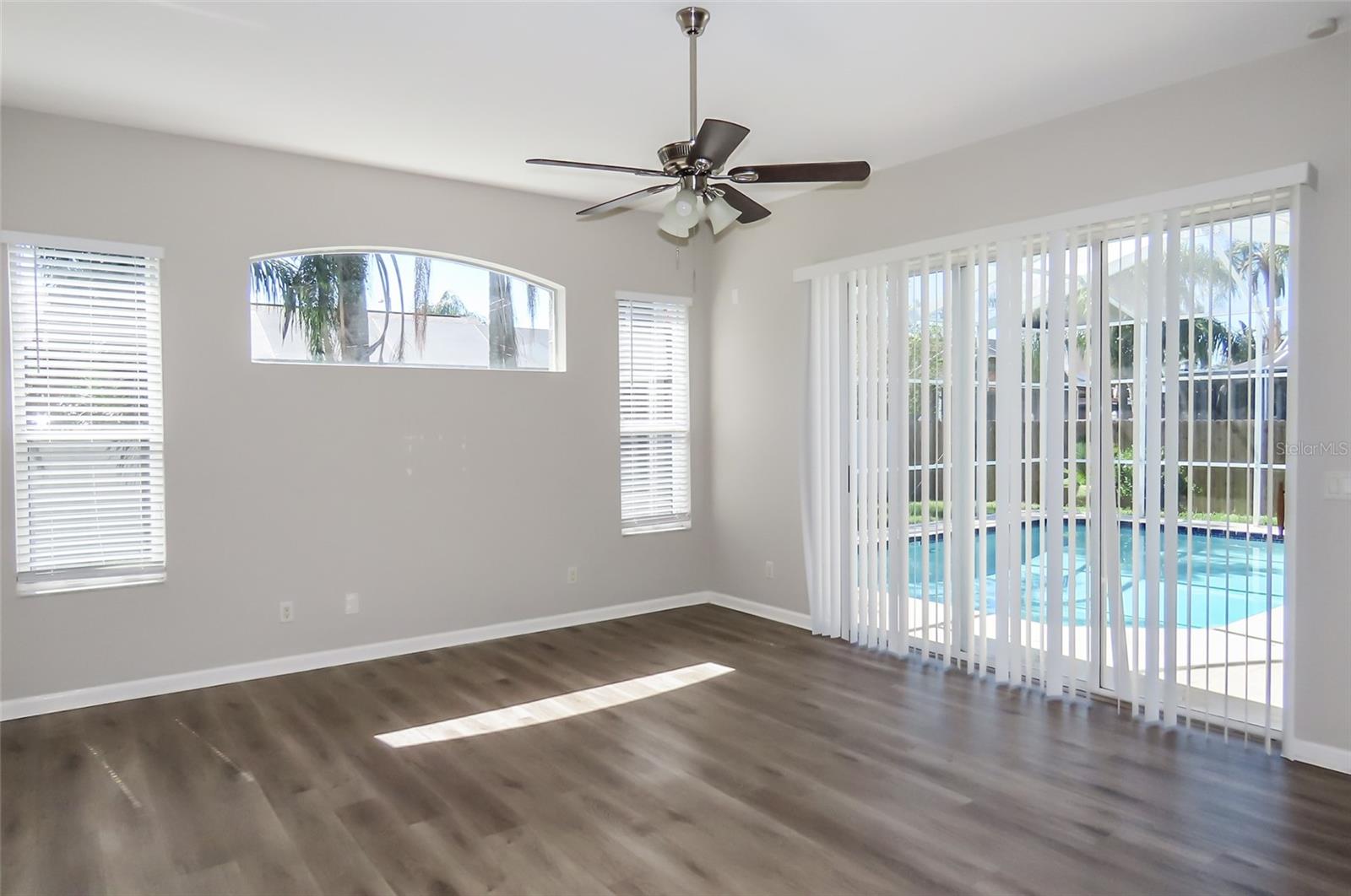 1801 MAPLELEAF BLVD — photo 24