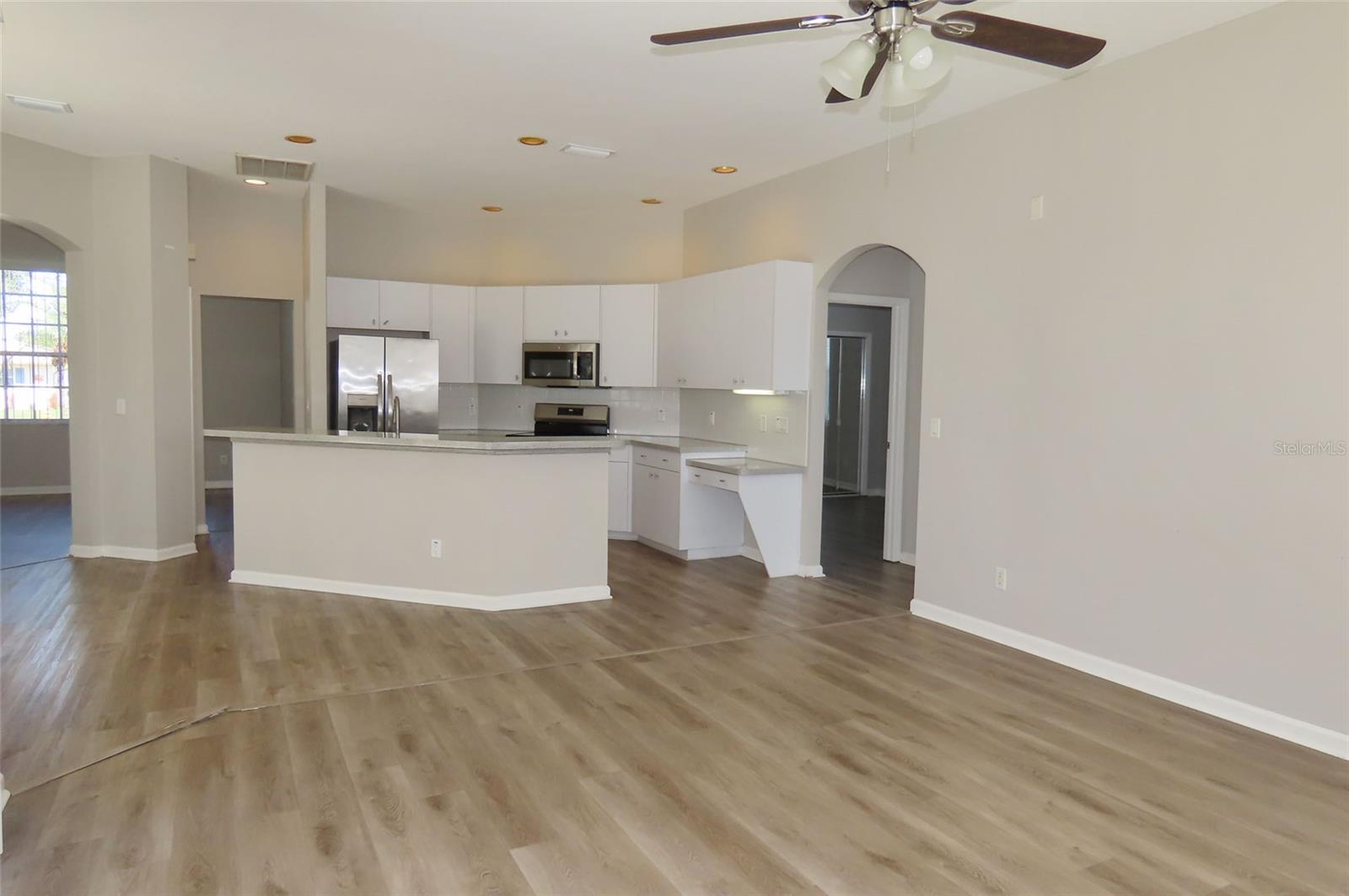 1801 MAPLELEAF BLVD — photo 25
