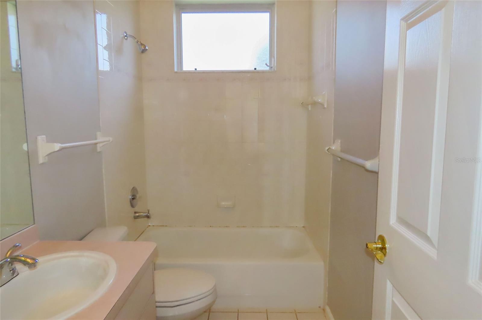 1801 MAPLELEAF BLVD — photo 33