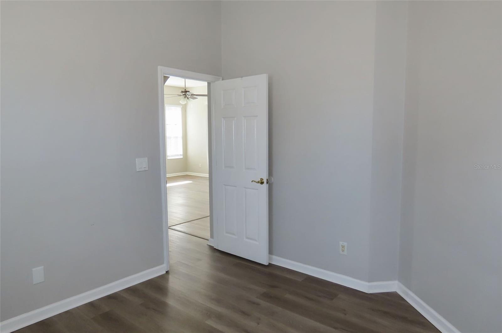 1801 MAPLELEAF BLVD — photo 36