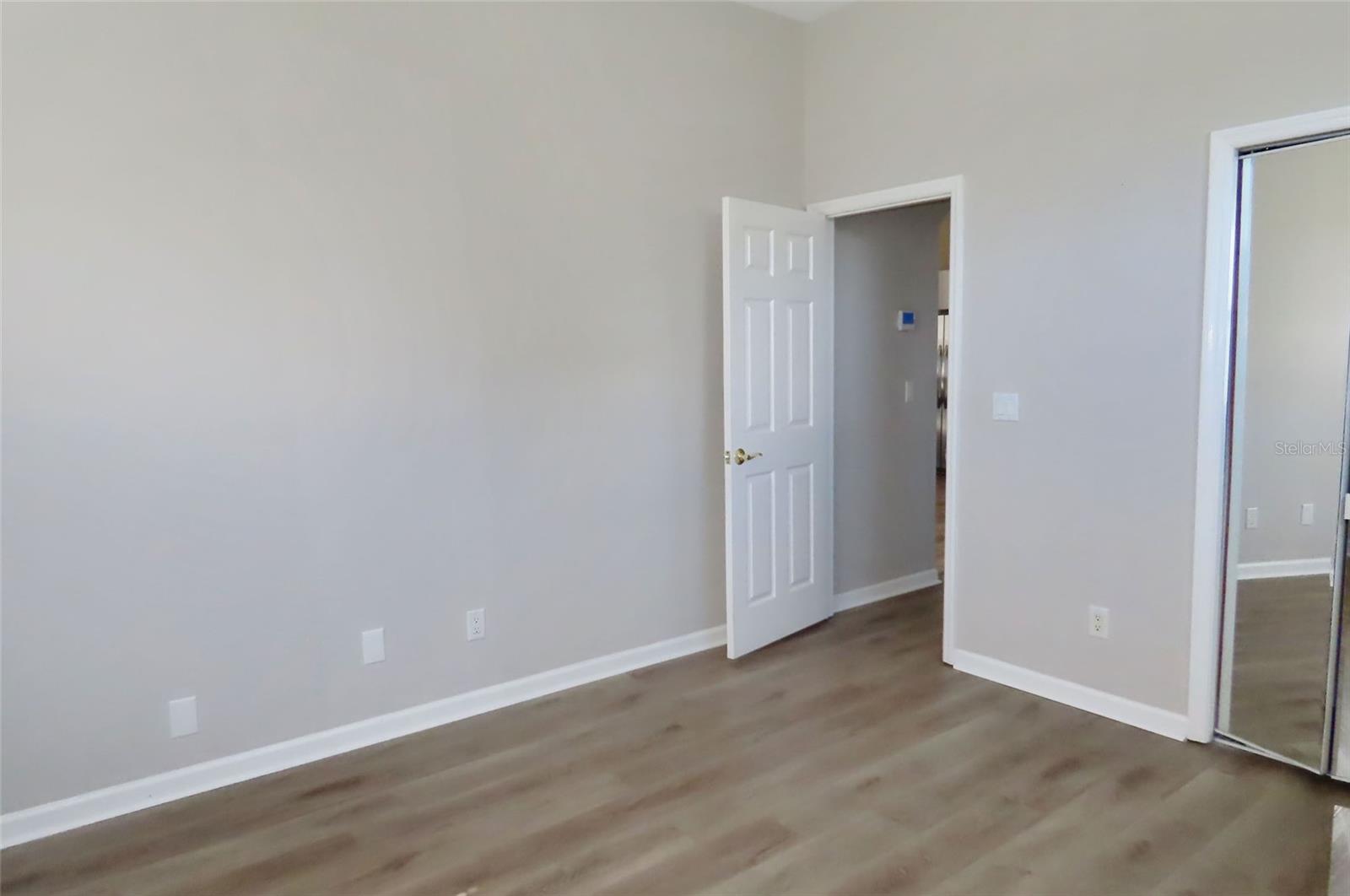 1801 MAPLELEAF BLVD — photo 31