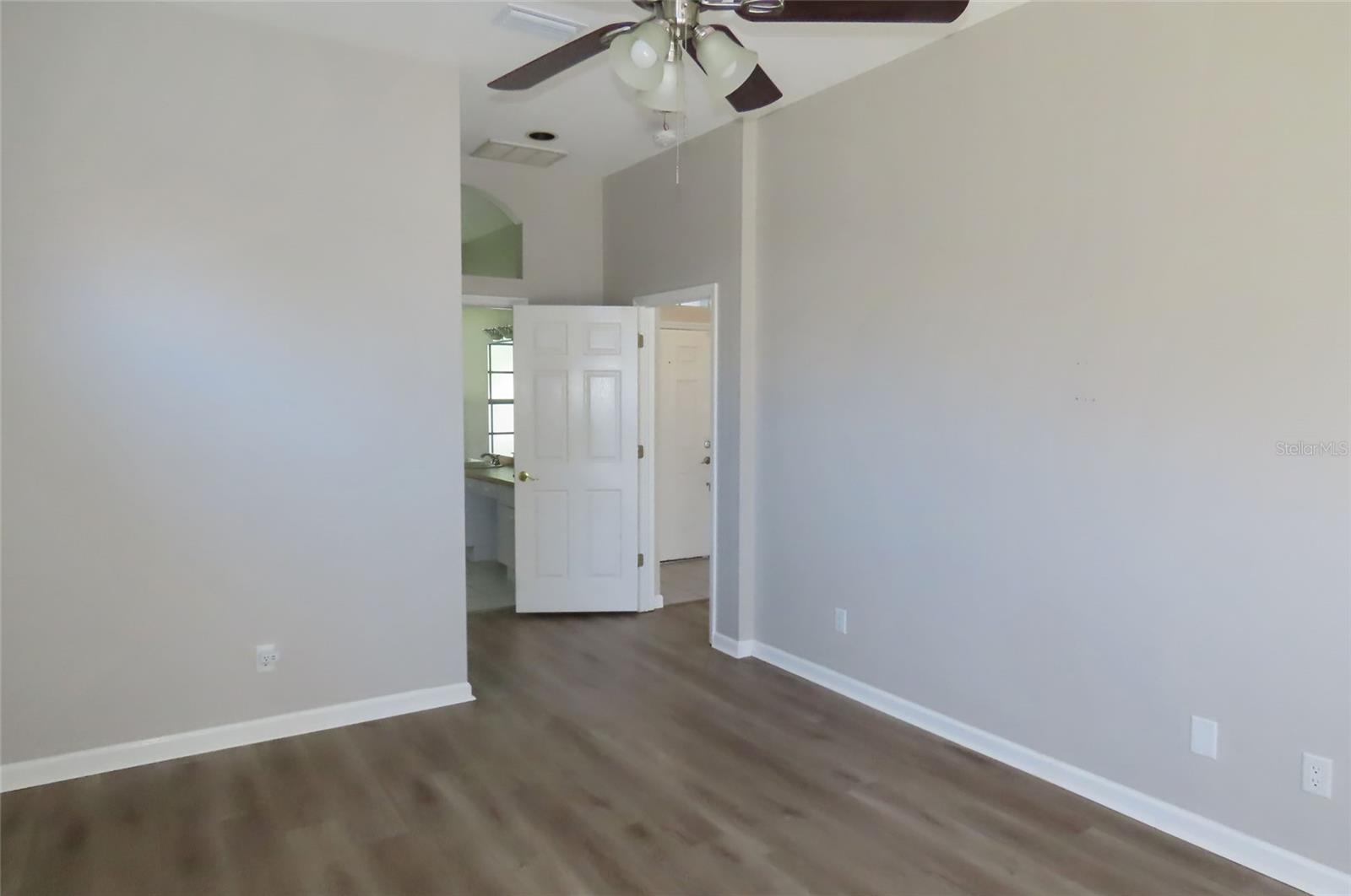 1801 MAPLELEAF BLVD — photo 11